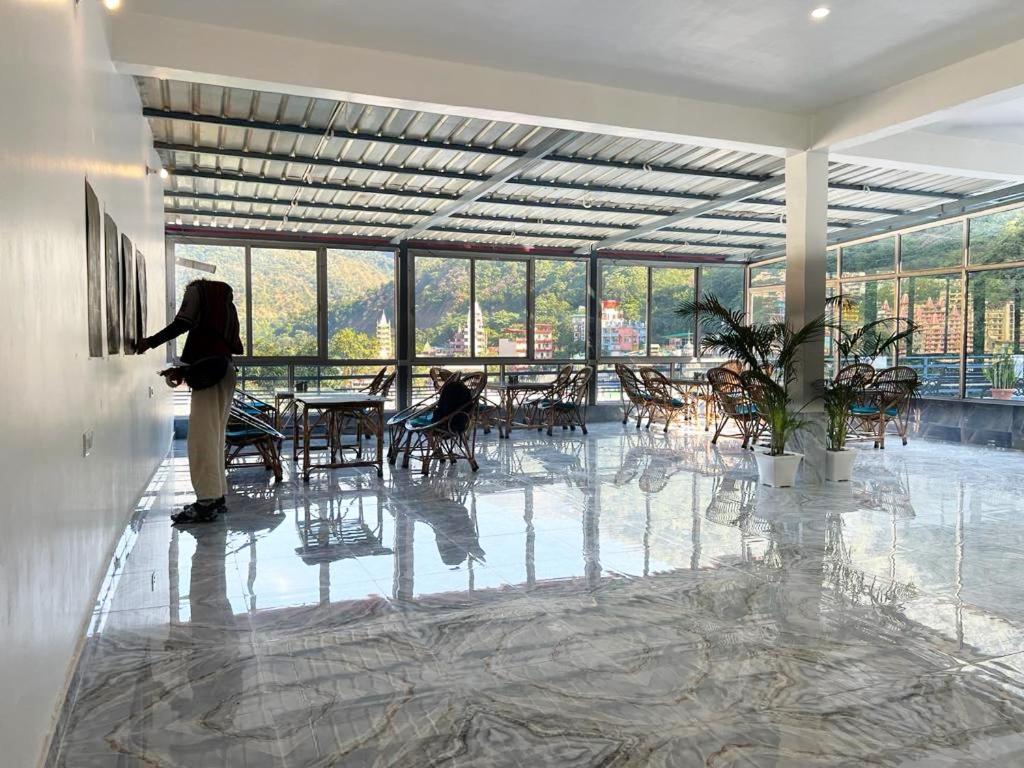 Hotel Manikut Rishīkesh Εξωτερικό φωτογραφία